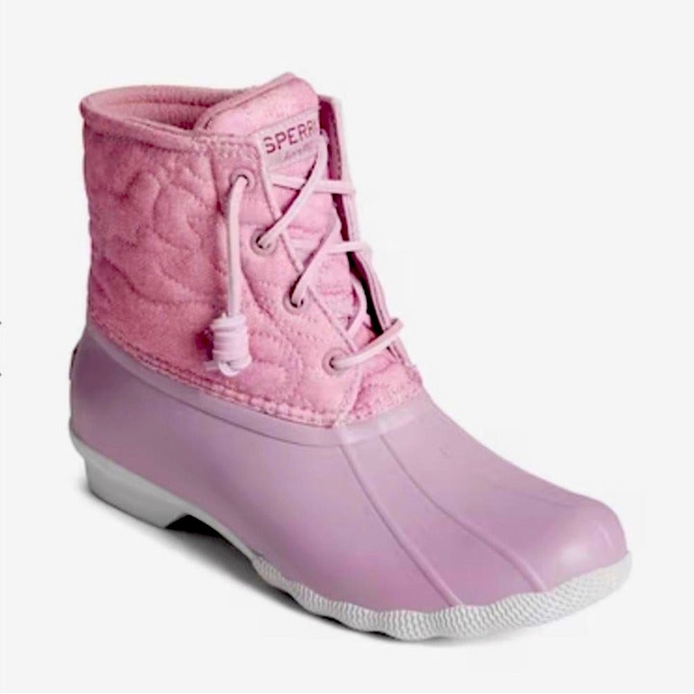 NEW w/ box- Women’s  Sperry saltwater duck boots